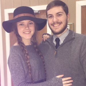 Meet your Posher, Alyssa